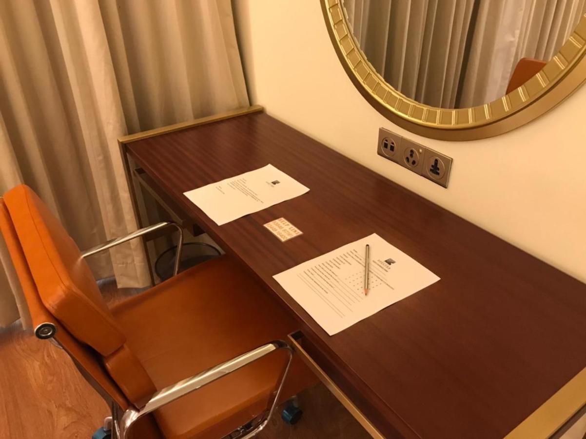Kay-Em Spectra Hotel Csennai Kültér fotó